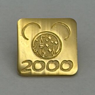 2000 Disneyland Annual Passport Gold Plated Disney Pin G8