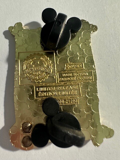 Bambi Poster 80th Anniversary Skunk Thumper Branch Frame Disney Pin (E2) - Image 3