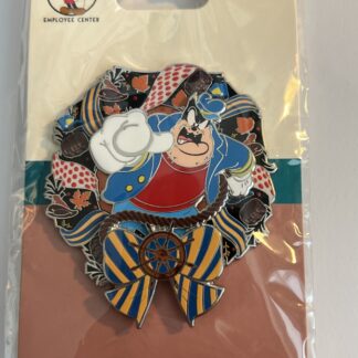 DEC Disney Employee Center Villains Halloween Wreath Pete LE 400 Pin B
