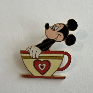 DISNEY PIN - MICKEY MOUSE RIDING THE TEA CUP RIDE E8