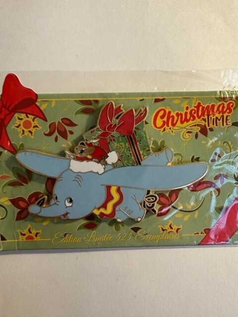 DLP 2019 Christmas Time Event Dumbo And Timothy LE 425 Disney Pin (B)