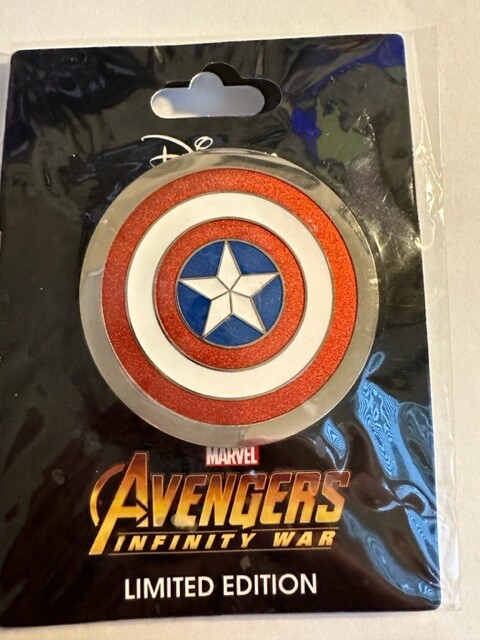 DSSH Avengers Captain America Emblem LE 400 Disney Pin (B)