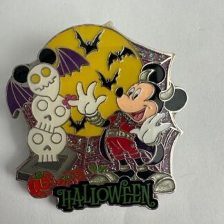 Disney Haunted Halloween Mickey dressed Vampire Costume HKDL 2009 Glow Pin E8