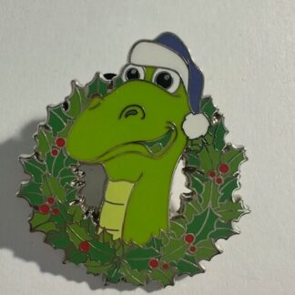 Disneyland It’s A Small World Holiday Crocodile Gator Wreath Ltd Release Pin (E8