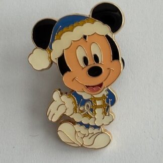 Japan Mickey Mouse Holiday Outfit Game Prize Christmas TSD 2014 Disney Pin F8