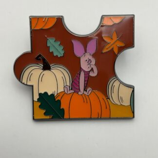 Loungefly Disney Winnie the Pooh Piglet Autumn Puzzle Blind Box Pin C6