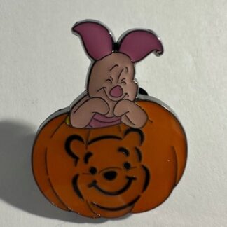 Loungefly - Piglet in a Pumpkin - Halloween Winnie the Pooh Disney Pin C2