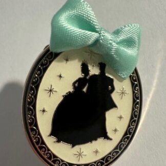 Loungefly Tiana and Naveen Silhouette Framed Portrait Bow 2024 Disney Pin A1
