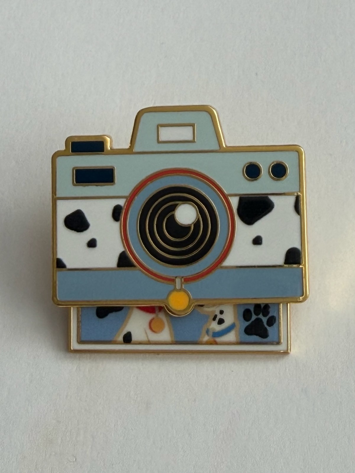 MII Pongo Perdita Lucky Cats and Dogs on Instamatic Cameras 2025 Disney Pin H7 - Image 2