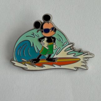 Mickey Surfing - Cool Characters Starter 2012 Disney Pin E8
