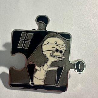 NBC Disney Puzzle Character Connection Pin Dr. Finkelstein LE900 (C0)
