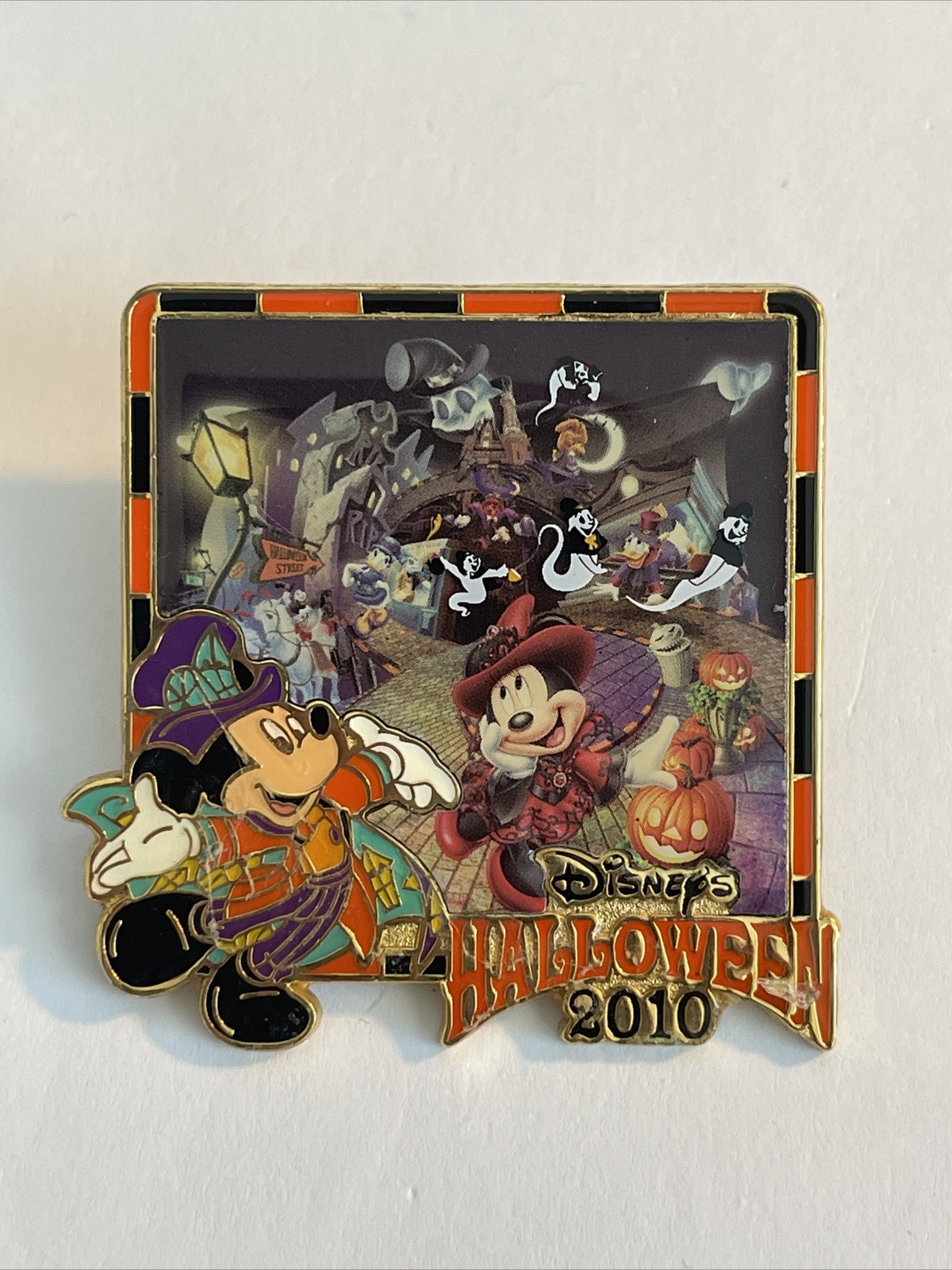 TDR - Halloween 2010 Mickey Mouse Disney Pin 81403 (A4)