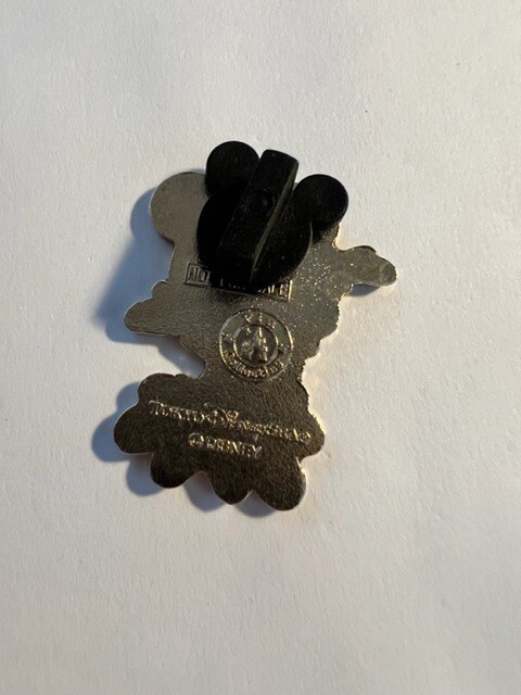 TDR TDS Mickey Mouse Splash Summer 2012 Game Prize Disney Pin (B2) - Image 3