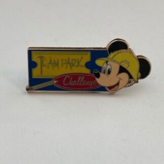 Team Park Challenge Mickey Mouse Disney Pin (B4)