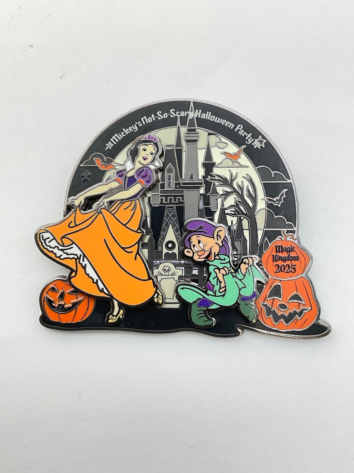 2025 Disney World Snow White Dopey Mickey Not So Scary Halloween Party Pin C9