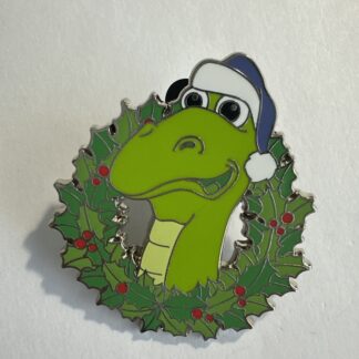 DLR Al Alligator It's a Small World Animals Mystery Holiday Wreath Disney Pin A3