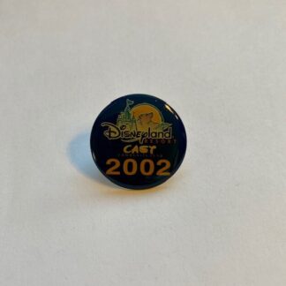 DLR Cast Community Fund 2002 Bear Logo Disney Pin (B8)