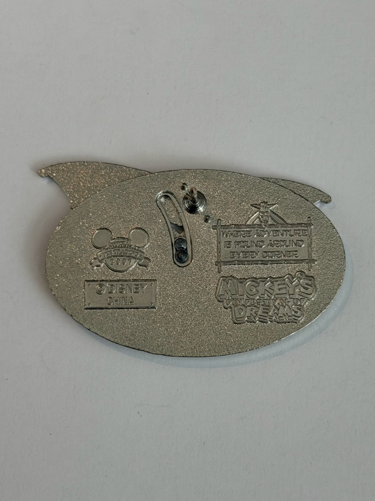 DLR Mickey's Festival of Dreams Adventure Collection Soarin 2007 Disney Pin H7 - Image 2