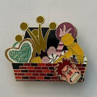 DLR Wreck It Ralph Character Gift Box Ralph Heart LE Disney Pin (D9)