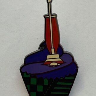 Disney Loungefly Pin Hocus Pocus Cupcake Mary (D1)