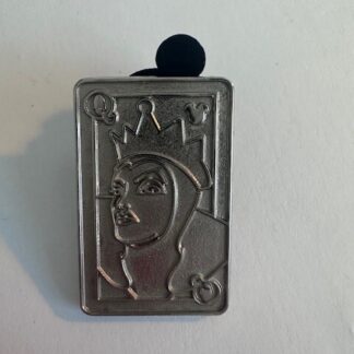 Disney Pin 2014 Evil Queen Silver-Tone Hidden Mickey Collectible (C0)
