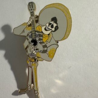 Disney - Pixar Coco Ernesto de a Cruz - Remeber Me Booster Pin (D6)