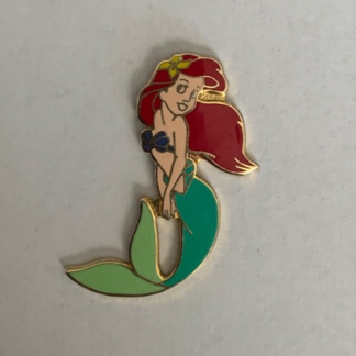 Disney  The Little Mermaid Ariel  Character Pin F0