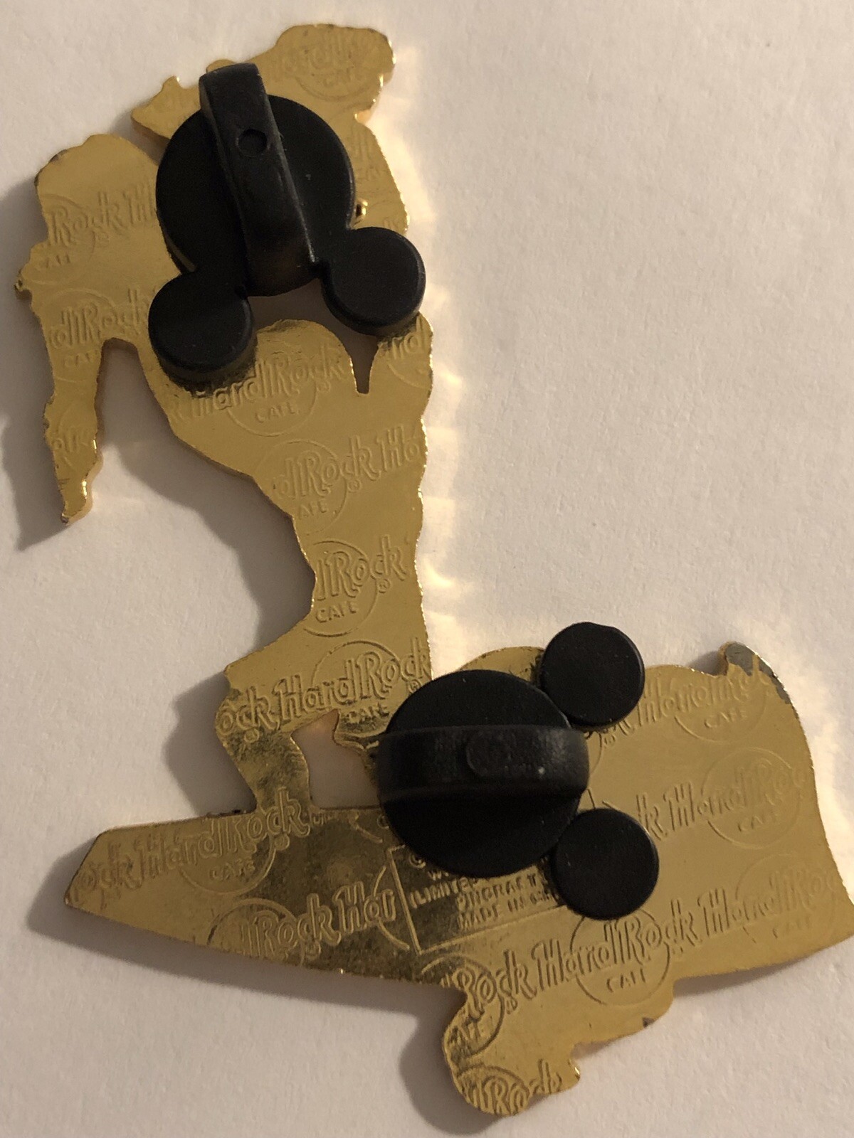 Hard Rock Cafe Maui 2002 12th Anniversary Surfer With Girl Pin (B6) - Image 3