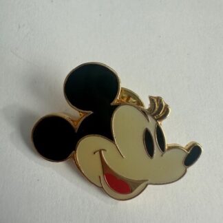 Mickey and Minnie Model Sheet Framed Pin Set Minnie Only Head Pin (E3)