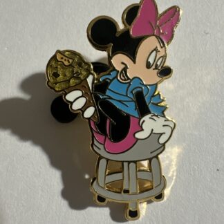 Minnie Mouse Pin Trader Delight DSSH DSF PTD Minnie On A Stool LE 300 Pin C9