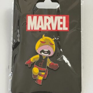 SDCC 2016 Marvel MasterCard Daredevil Yellow Costume Pin • Skottie Disney Pin B