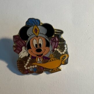 TDS Mickey Mouse Gave Of Wonders Game Prize Arabian 2017 Disney Pin (A4)