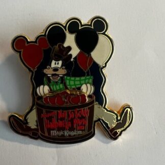 WDW MNSSHP 2004 Goofy Balloons Bobbing For Apples  Disney Pin  (A6)