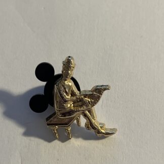 2022 Disney Parks Tiny Kingdom Pin 50th Fab 50 Gold Statue Joe Gardner Soul (B8)