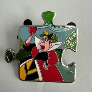 Alice in Wonderland Character Connection Puzzle Pin Queen of Hearts Chaser (A9)