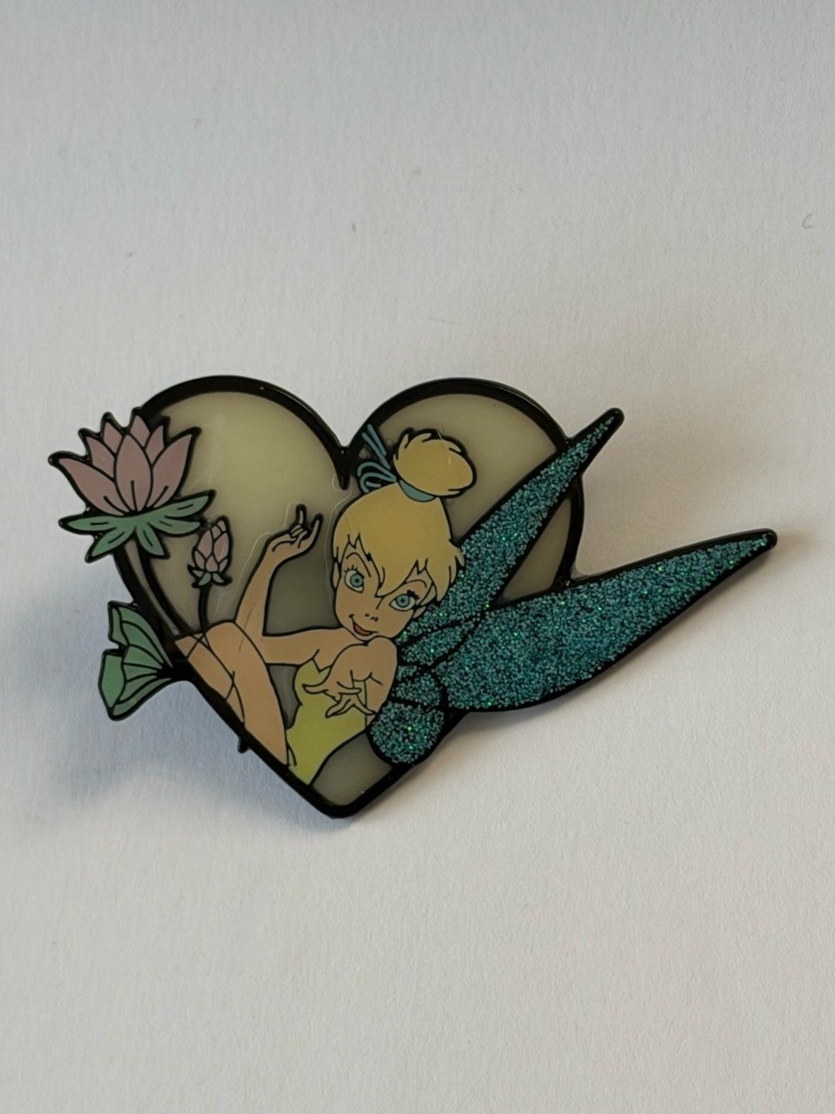 BioWorld Reclining Legs Crossed Poses of Tink Stained Glass 2026 Disney Pin H9
