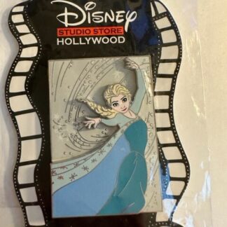 D23 Expo 2019 DSSH Heroines Fight Back Elsa From Frozen LE 300 Disney Pin (B)