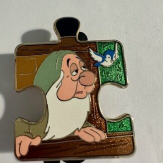 DISNEY PARKS PIN SNOW WHITE PUZZLE SERIES LIMITED EDITION 450 - SLEEPY (C2)