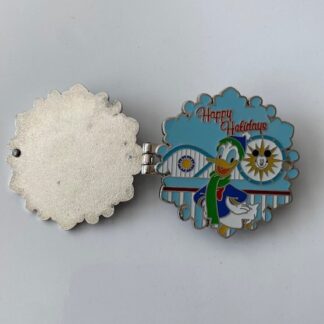 DLR LE Happy Holidays 2014 Snowflakes Paradise Pier Hotel Disney Pin (B5)