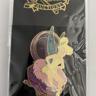 Disney Auctions Tinker Bell Day Of Beauty Powder Puff LE 100 Disney Pin (B)