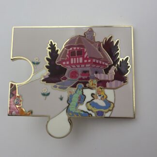 Disney BoxLunch Alice in Wonderland Puzzle Map Blind Box Pin Alice F8