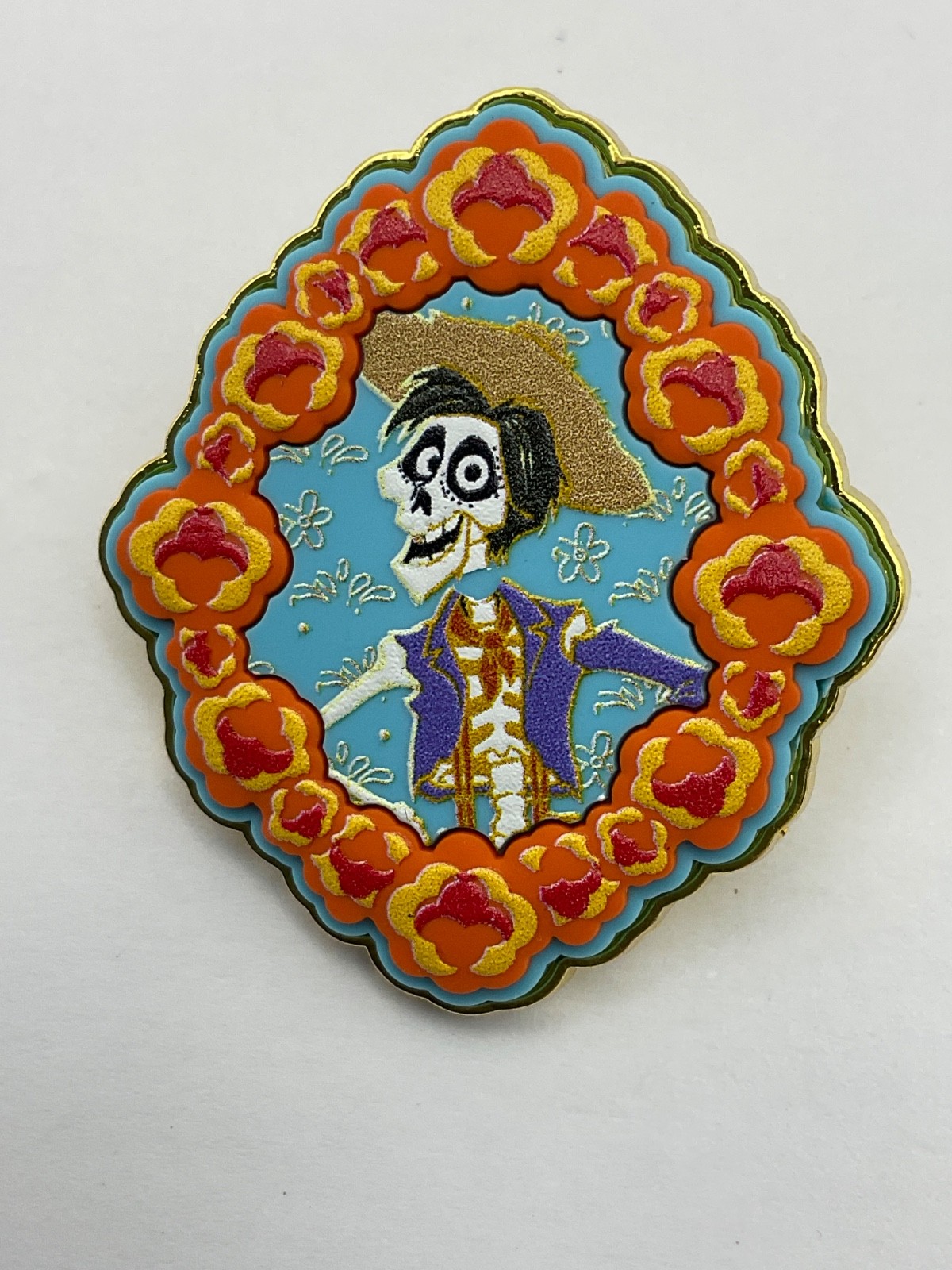 Disney Loungefly Coco Marigold Mystery Pin Hector H6