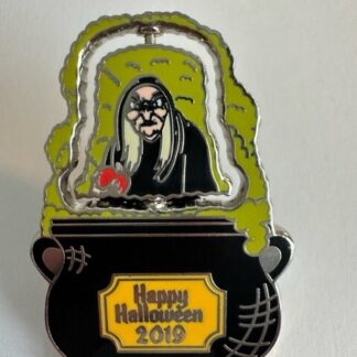 Disney Parks Terrifying Transformations Happy Halloween 2019 Evil Queen (C4)