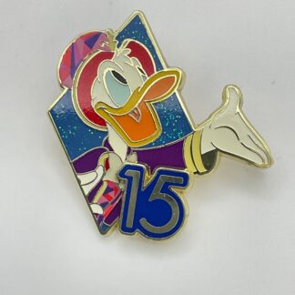 Disney Pin Donald Duck LE 500 HKDL 15th Anniversary D9