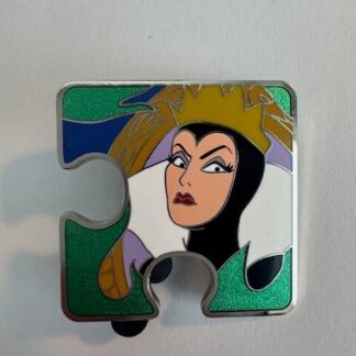 Evil Queen Snow White Character Connection Puzzle LE 95 Pin EU DS (D9)
