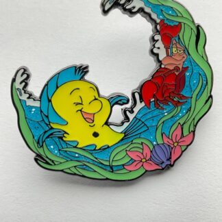 Flounder & Sebastian Disney Loungefly Sidekicks Moon Pin Little Mermaid H1