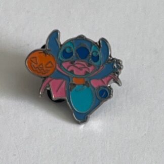 Japan 7-eleven Stitch Stitch & Pooh Halloween Costume From A Set Disney Pin (E2)