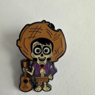Loungefly - Hector - Chibi - Coco  Disney Pin C6