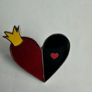 Queen of Hearts Alice in Wonderland Be My Villaintine 2015 Disney Pin D6