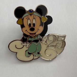 TDR Tokyo Minnie Mouse Cloud Game Prize 25th Anniversary 2008 Disney Pin (A9)